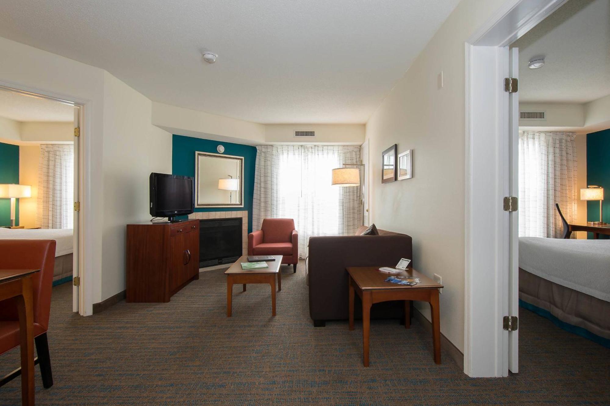 Residence Inn By Marriott Charlotte Piper Glen Экстерьер фото